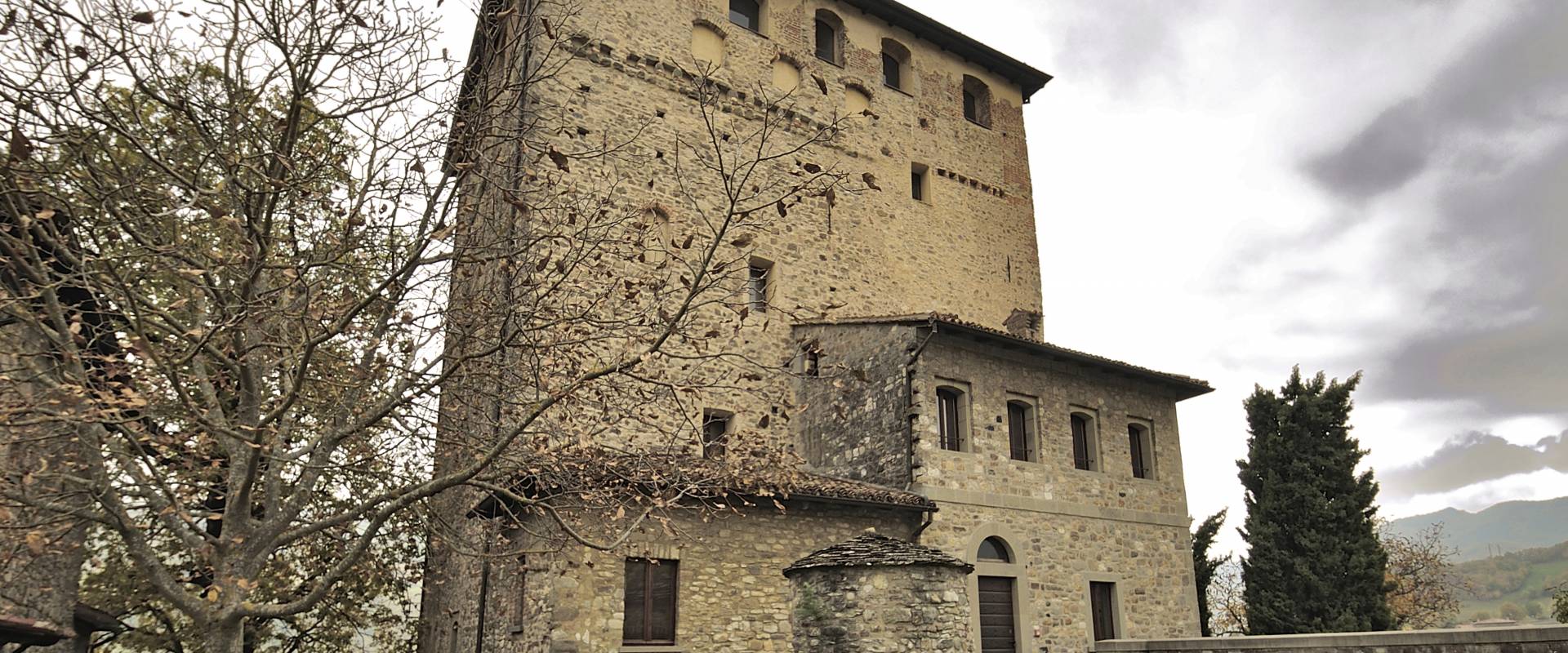 Castello Dal Verme photo by Carlo grifone